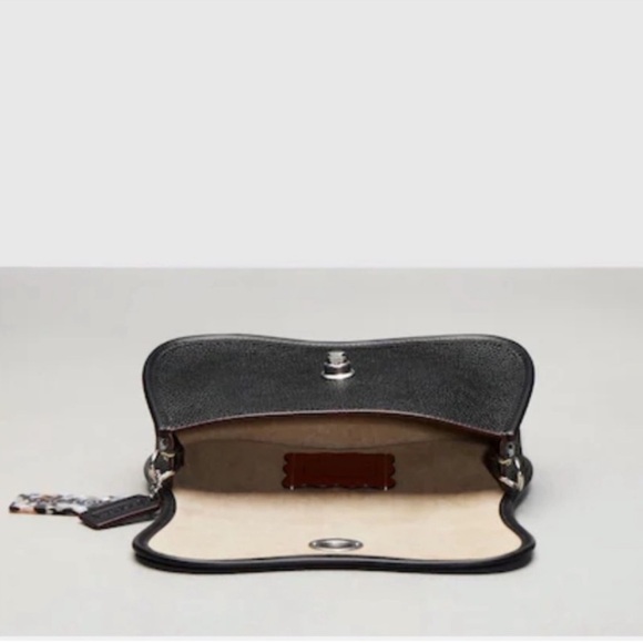 🖤Coach NWT Coachtopia Wavy Dinky Black  Women's Bag with Multi‎ Color strap - Picture 4 of 10